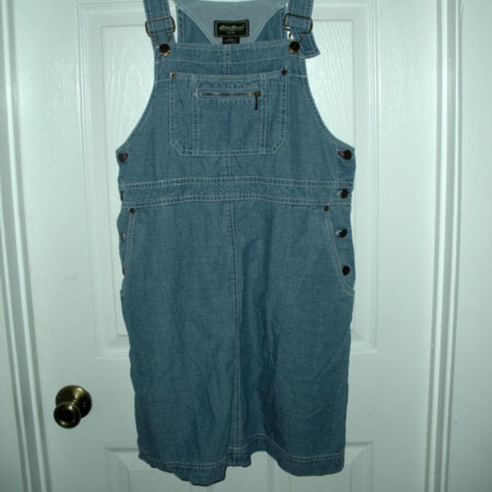 Women’s Vintage 90s Eddie Bauer Shortalls